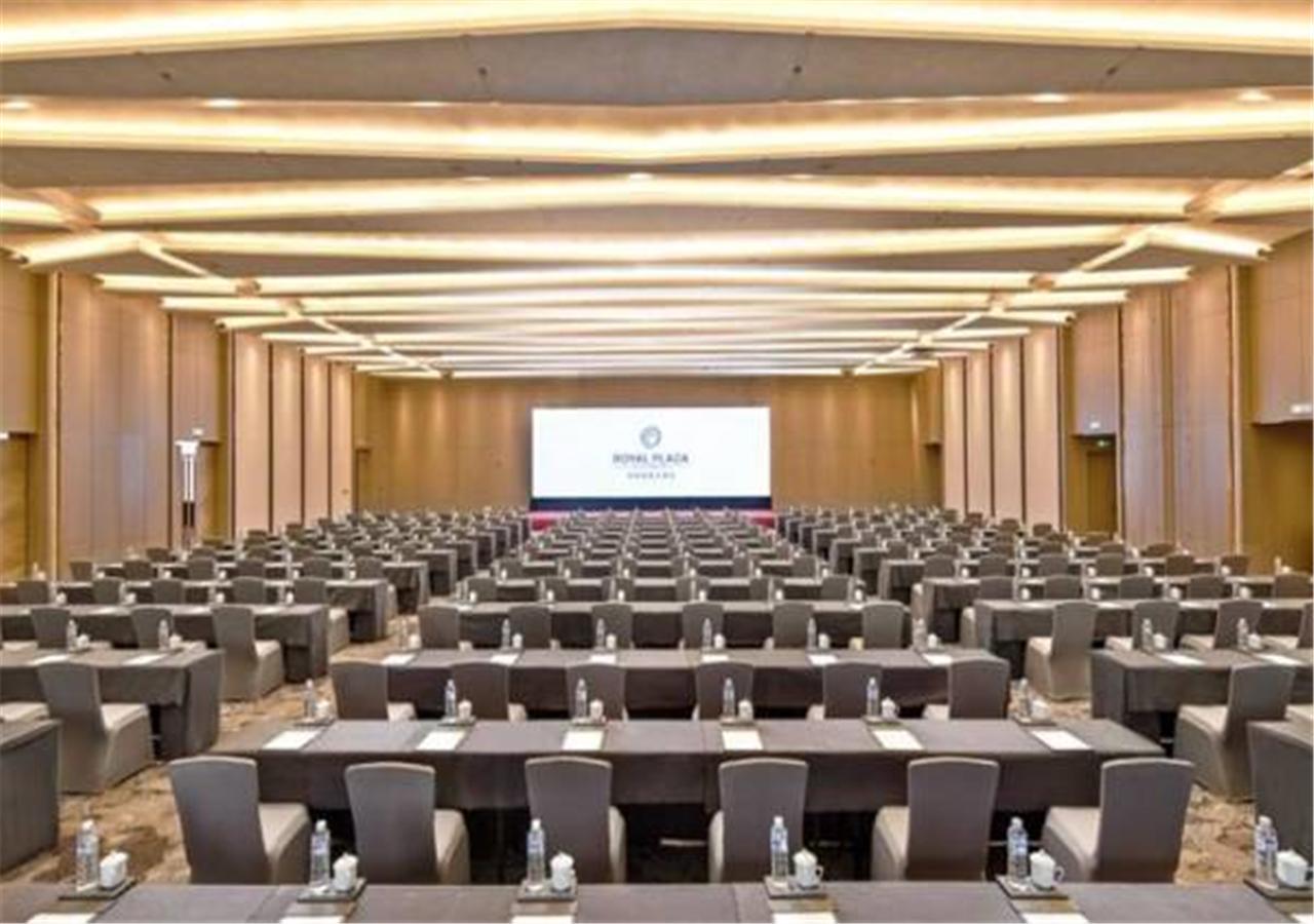 Jinan Inzone Royal Plaza Hotels Zewnętrze zdjęcie